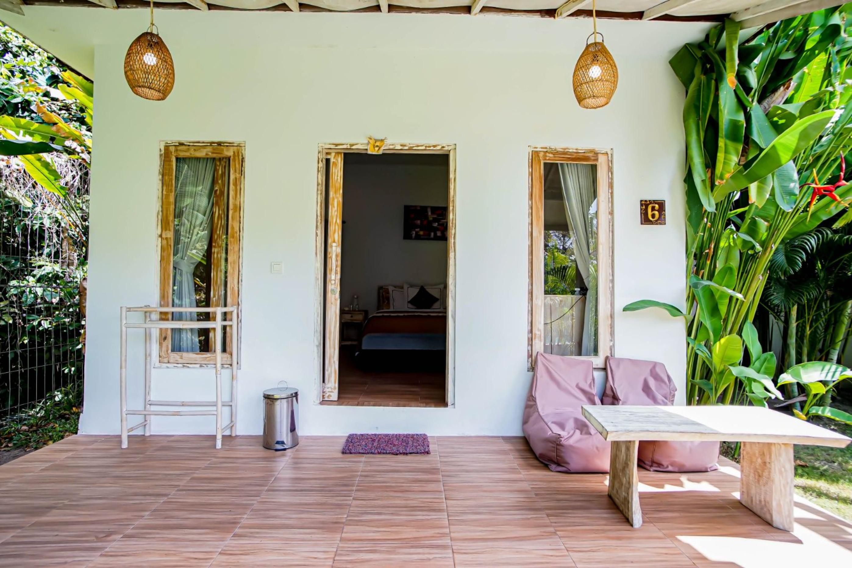 Agung Wiwin Homestay & Restaurant Mengwi Buitenkant foto