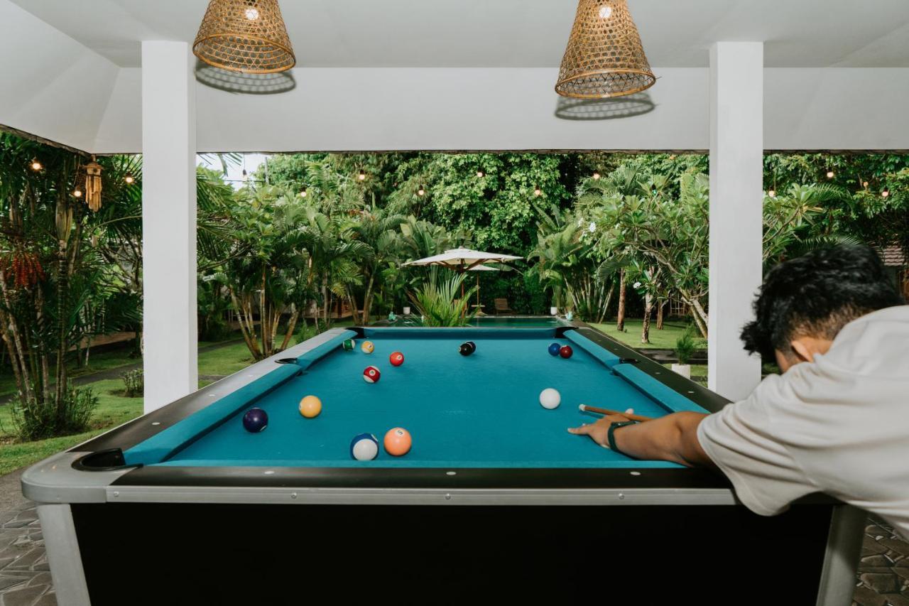 Agung Wiwin Homestay & Restaurant Mengwi Buitenkant foto