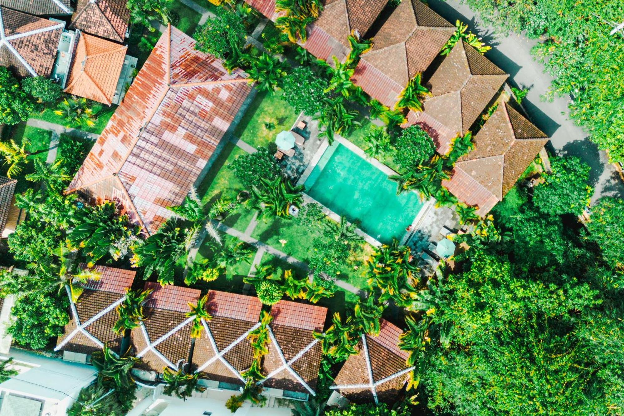 Agung Wiwin Homestay & Restaurant Mengwi Buitenkant foto