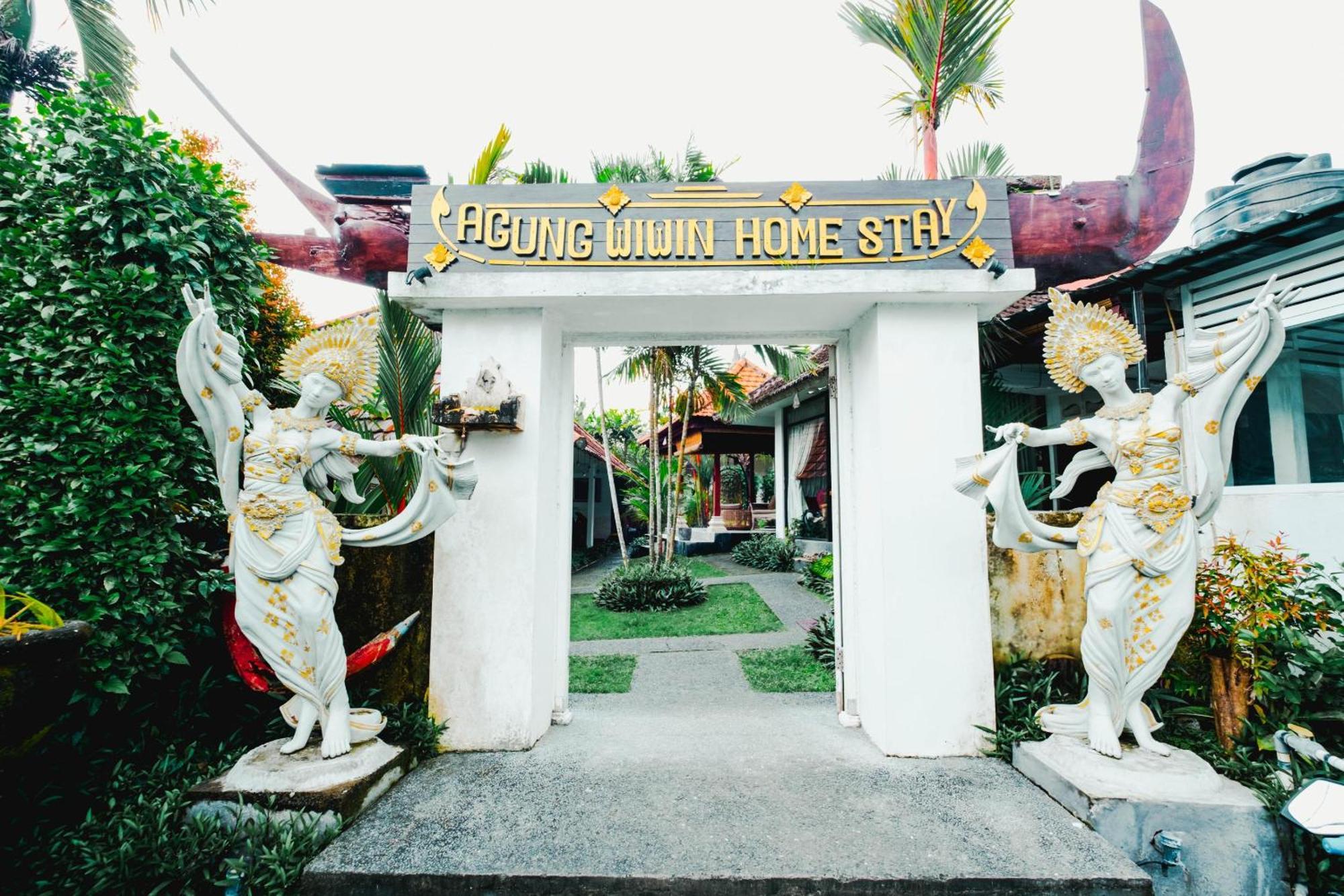 Agung Wiwin Homestay & Restaurant Mengwi Buitenkant foto